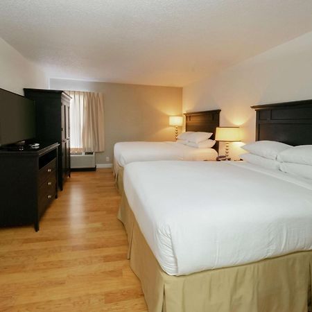 Doubletree By Hilton Buffalo-Amherst Buitenkant foto