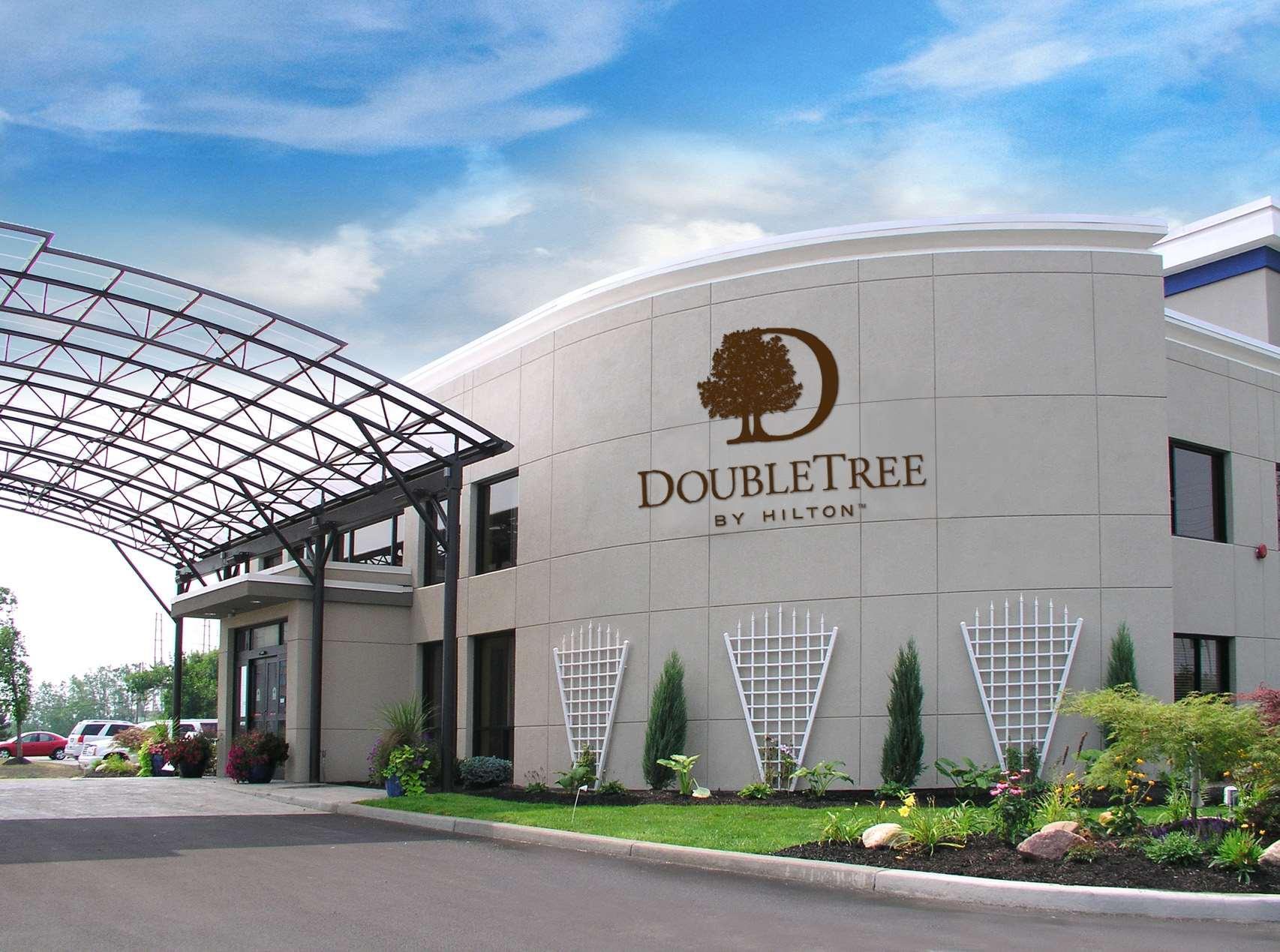Doubletree By Hilton Buffalo-Amherst Buitenkant foto
